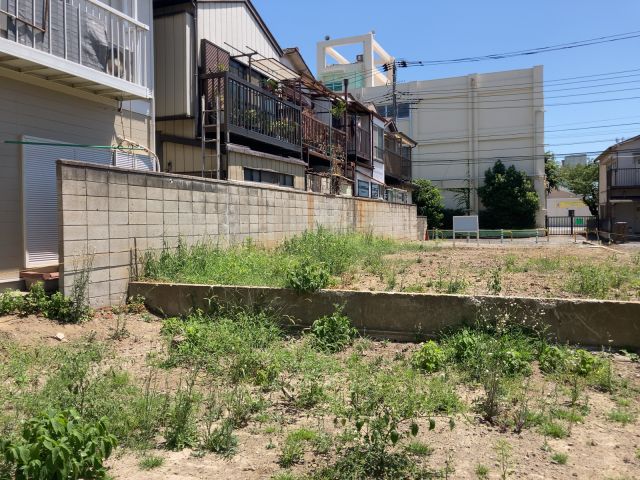 土間・ブロック塀撤去、掘削工事(東京都葛飾区堀切)工事前の様子です。
